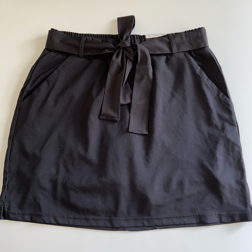St. John’s Bay black skort size small NWT